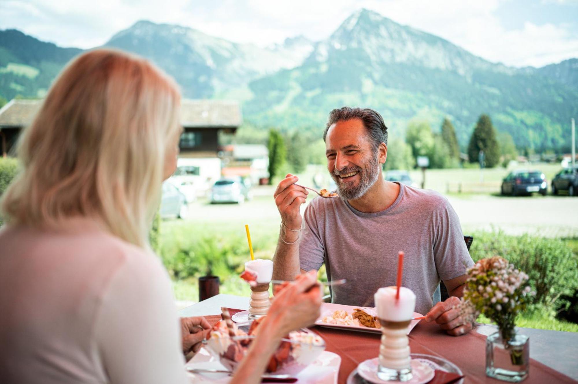 Wohlfuehlhotel Frohsinn Hotel Fischen im Allgaeu